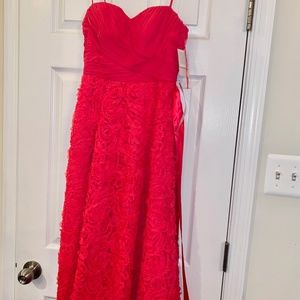 Aidan Women's Fuchsia/Pink Floral Lace Formal Gown Size 0